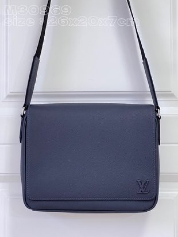Louis Vuitton District Taïga Leather Bag