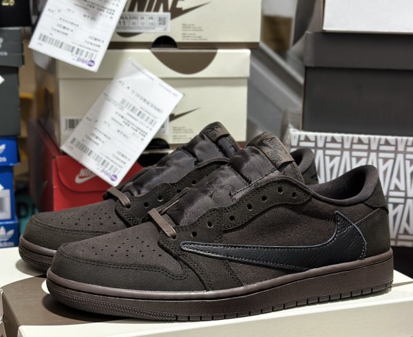 Air Jordan 1 Retro Low OG SP Travis Scott Velvet Brown 