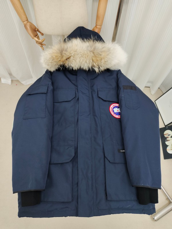 Canada Goose Classic Series Down Jacket
