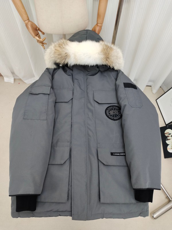 Canada Goose Classic  Series Down Jacket