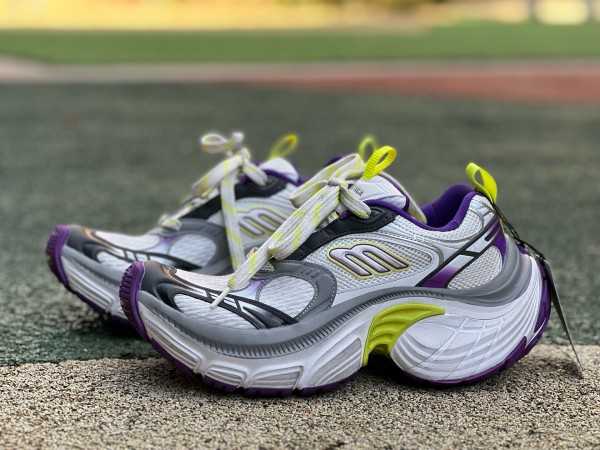 Balenciaga 6XL Sneaker in white, grey and purple