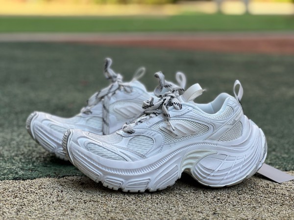 Balenciaga 6XL Sneaker in white