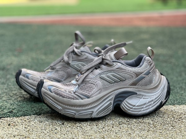 Balenciaga 6XL Sneaker in taupe, grey and black