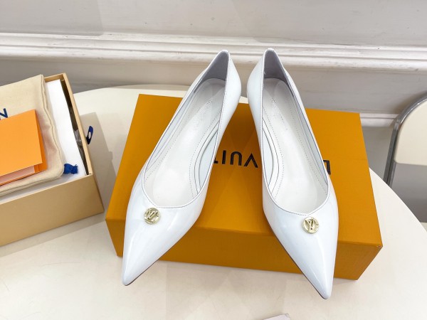 Louis Vuitton Pumps