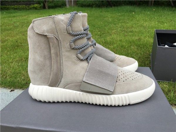 Adidas Yeezy Boost 750 OG Light Brown B35309