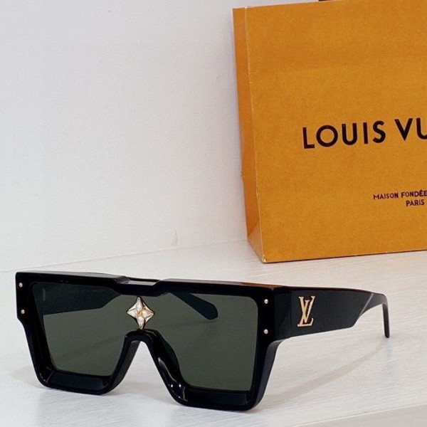  Louis Vuitton Sunglasses