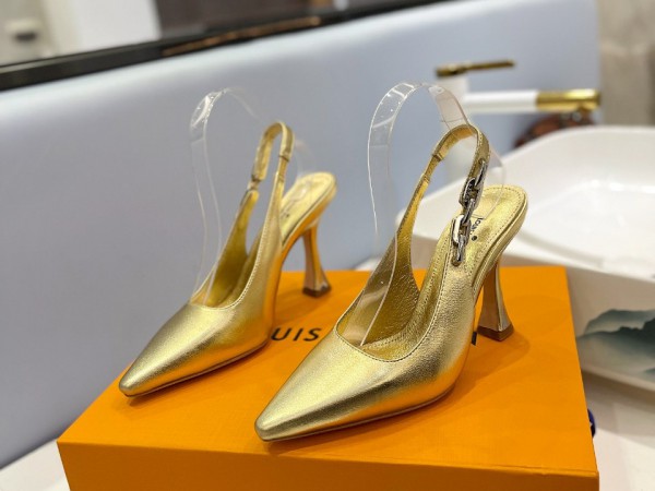 Louis Vuitton Pumps