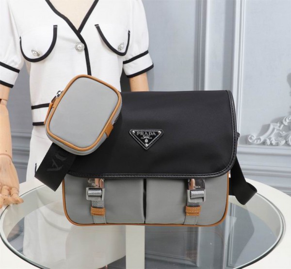 Prada Messenger Bag WM2VD769B 