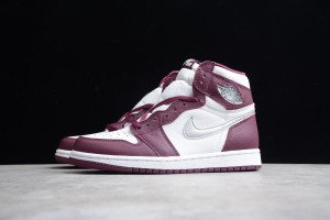 Air Jordan 1 Retro High OG Bordeaux 555088-611