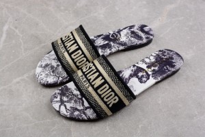Dior Slide Sandal