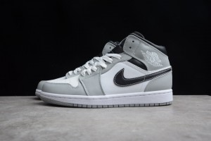 Air Jordan 1 Mid Light Smoke Grey
