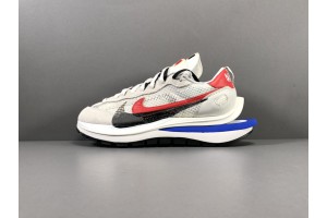 Sacai x Nike Vaporwaffle Sport Fuchsia Game Royal