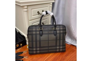 Burberry Bag A09400