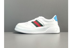 Gucci GG embossed sneakers white - blue