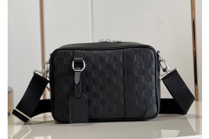 Louis Vuitton Sirius Damier Infini Onyx  Messenger Bag 