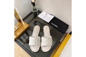 Chanel Slippers Flat White