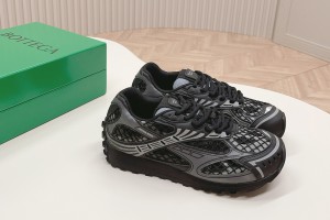 Bottega Veneta Orbit Sneaker