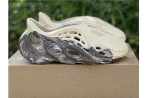 Adidas Yeezy Foam RNNR MX Cream Clay GX8774