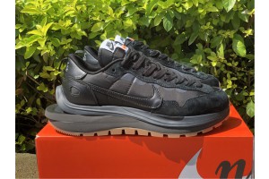 Sacai x Nike VaporWaffle Black Gum DD1875-001