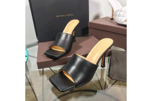 Bottega Veneta Stretch Mule Sandals Black/Beige