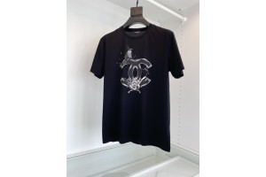 Chanel short-sleeved short T - Logo Chanel