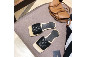 Bottega Veneta Padded Open-toe Sandals Black/White