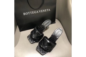 Bottega Veneta Lido Intrecciato Mule Sandals Black/Red/White/Beige