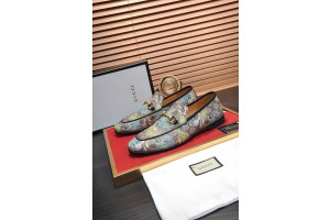 Gucci Men Loafers (GUC-SH-A004)