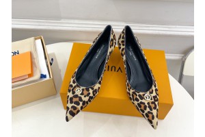 Louis Vuitton Pumps