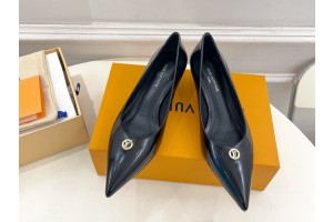Louis Vuitton Pumps